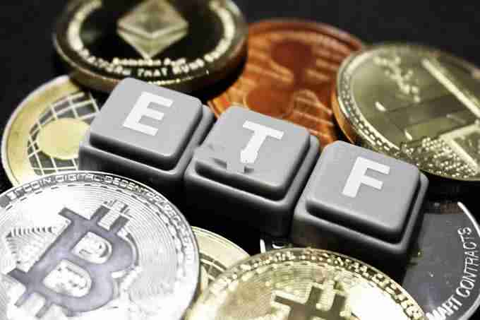 灰度提交Solana和莱特币现货ETF申请!CoinShares也抛XRP和LTC申请