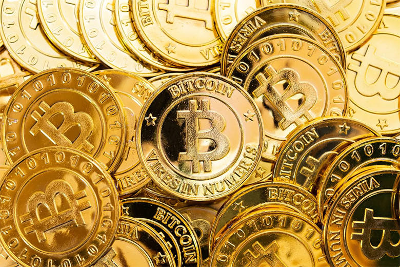市场动荡下,黄金与比特币谁是更稳健的避风港？