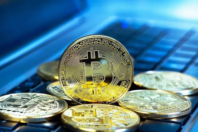 比特币挖矿是什么？2025年最新趋势,散户还适合参与吗？