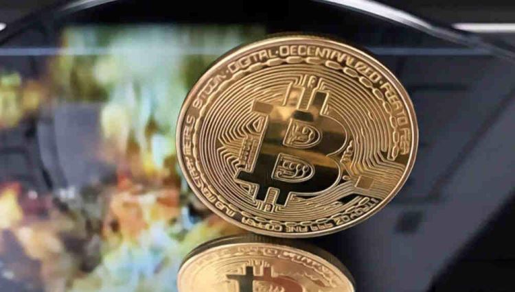 硬分叉产生新的币如何获得？硬分叉是不是多一个币？