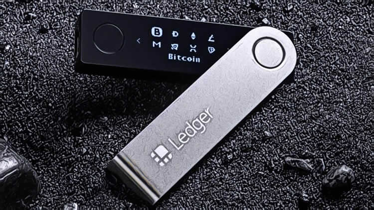 哪个冷wallet更值得投资？对比Ledger Stax与Ledger Flex冷wallet