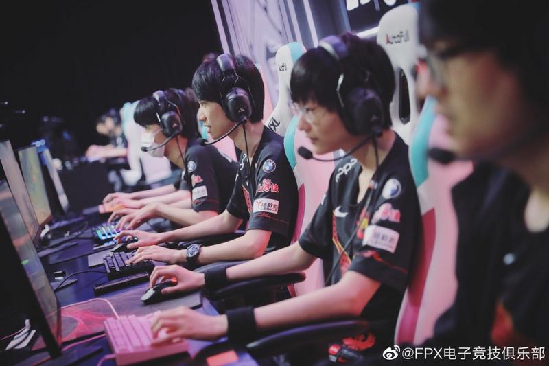 季后赛战队巡礼之FPX：困境中不断抗争，砥砺前行的世界冠军