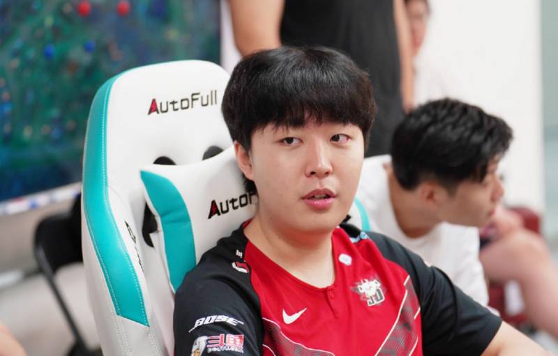第五支未能晋级世界赛的卫冕冠军！FPX到底经历了什么？