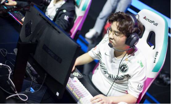 LGD与IG的BP博弈深入解析 Theshy拿奥恩想法太天真