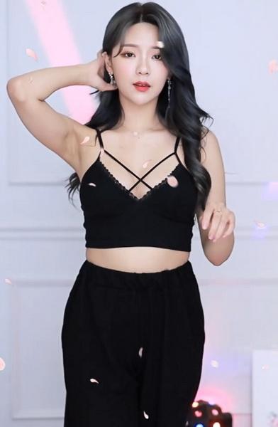 茄子短app跟抖音有点像的图1