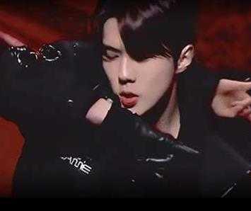 他的心间月橙光游戏破解版