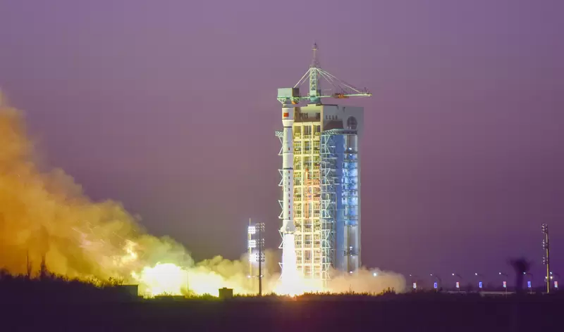 EVE手游旗舰版本主题曲《钢铁洪流向宇宙》超燃发布！同命运共辉煌