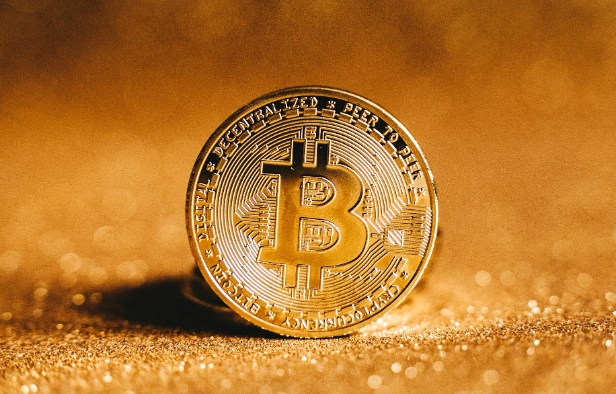 比特币24小时K线图APP 实时BTC行情美元走势查询