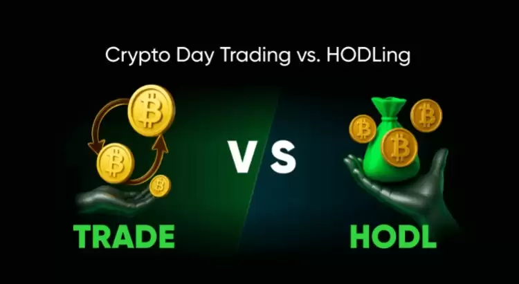 加密货币日内交易vs长期持有:如何选择?交易策略选择的终极指南