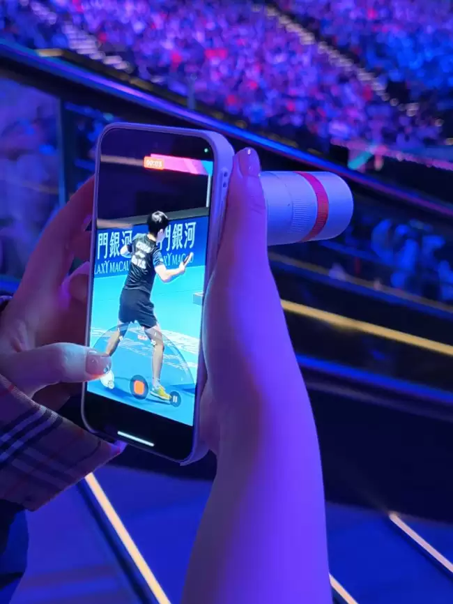 OPPO Find X9s Pro 哈苏增距镜银色版将于4月21日首发