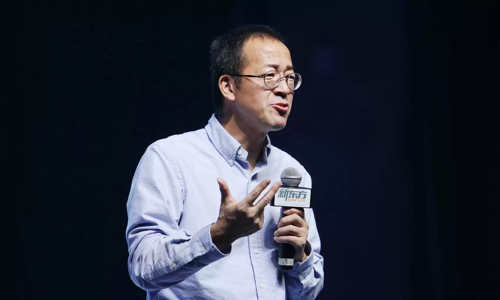 俞敏洪带东方甄选杀进保健品！优思益翻车后，终于能放心买了？