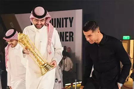 m0NESY震撼回忆C罗会面：电竞狙击手亲述’神明降临’般的气场！