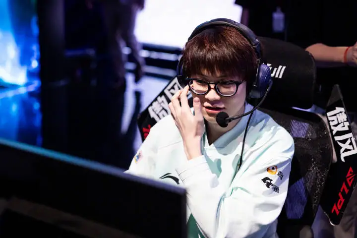 世运会首迎电竞火炬手！iG横扫JDG达成赛季四杀 Meiko急赴成都传递电竞之火 