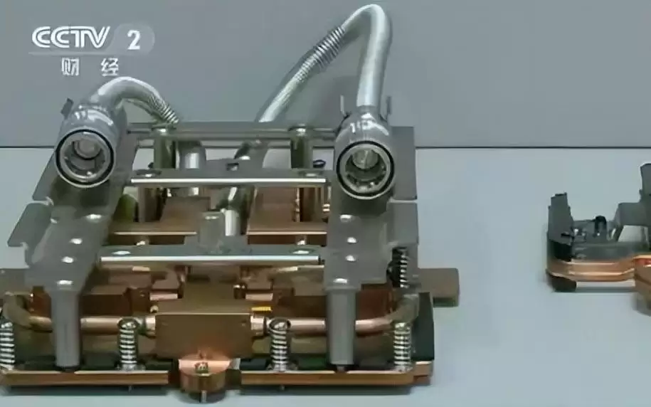 算力狂飙逼疯风冷！液冷服务器：渗透率破37%，玩家抢滩千亿赛道