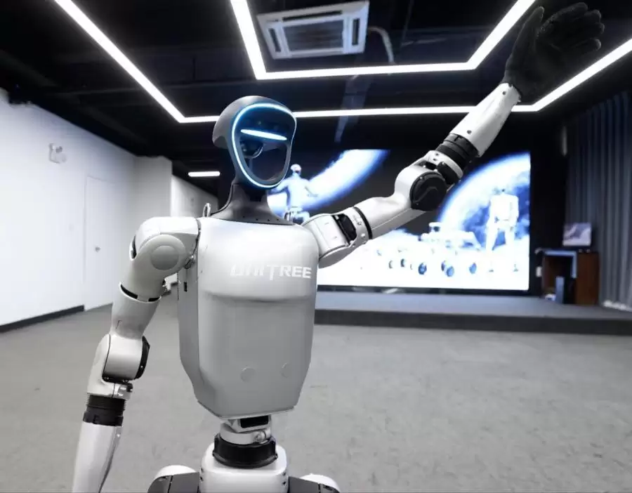 华联首个Robot Mall机器人快闪店正式落地