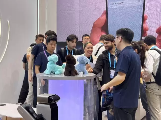 科沃斯携具身智能新品矩阵亮相广交会 引领全球居家服务新生态