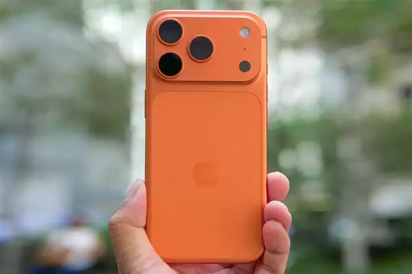 爱马仕橙谢幕！iPhone 18 Pro新配色偷跑：惊艳
