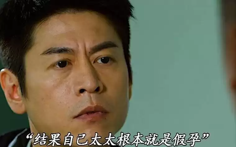 《重案解密》与《方圆八百米》各看4集，一部已弃剧，一部狂追