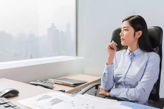 阿里大模型二面：Prompt 注入是什么？有哪些攻击方式？如何防护？