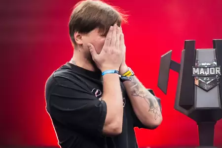 从“不愿”到“力挺”：s1mple亲述心路历程，哥本哈根Major为何不愿NAVI夺冠？