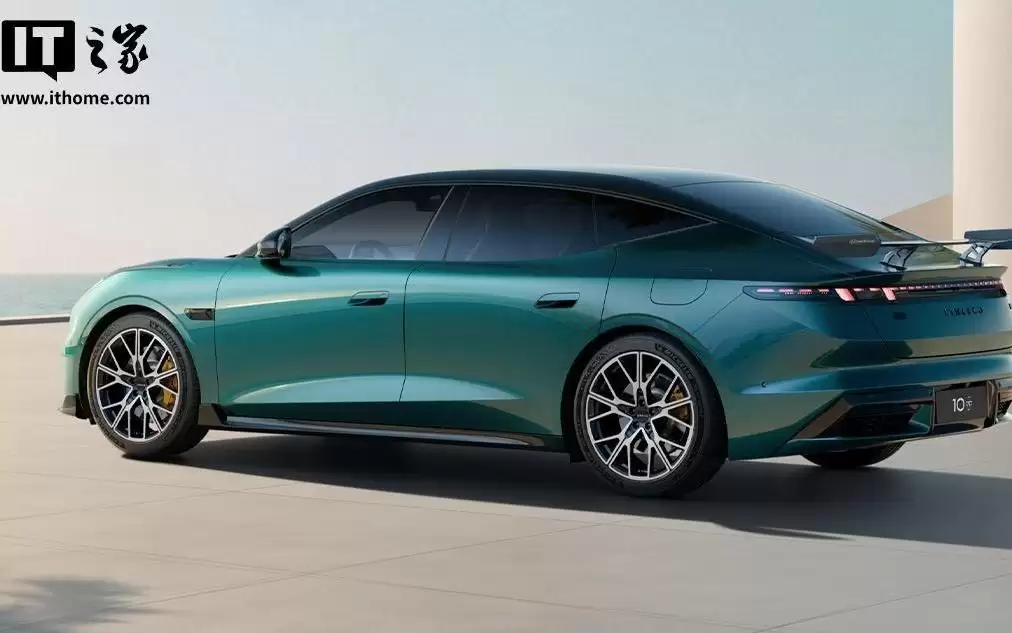 领克10 / 10+车型4月24日预售发布，定位“运动纯电轿车”