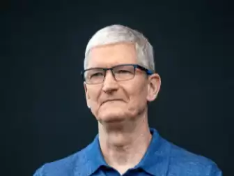 苹果正测试四款非AR智能眼镜，含“库克同款”，定位iPhone超级配件