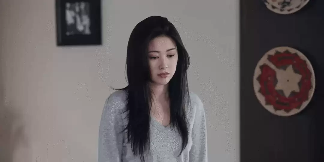 许蜜语：那个被十年婚姻“活埋”的女人，终于亲手挖开了自己的坟