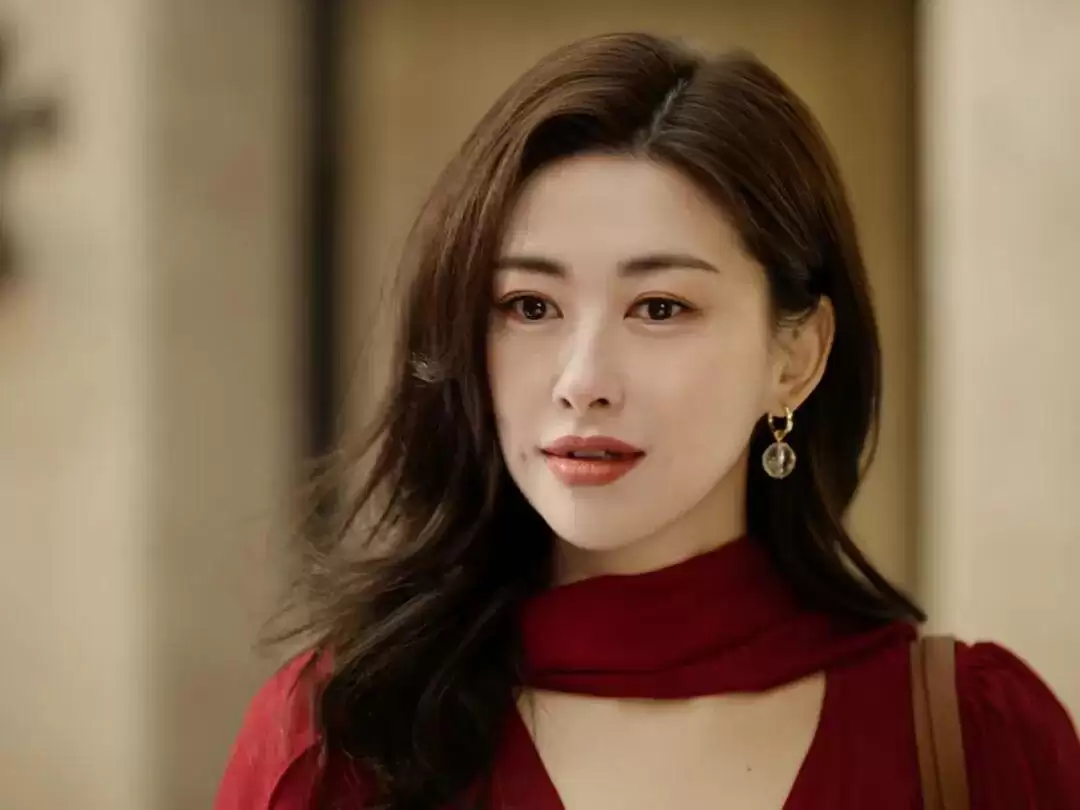 狗血又刺激，朱珠《蜜语纪》短剧感十足