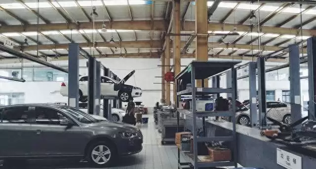 换机油后发动机变吵？原来是粘度没选对，车主必看的避坑指南！