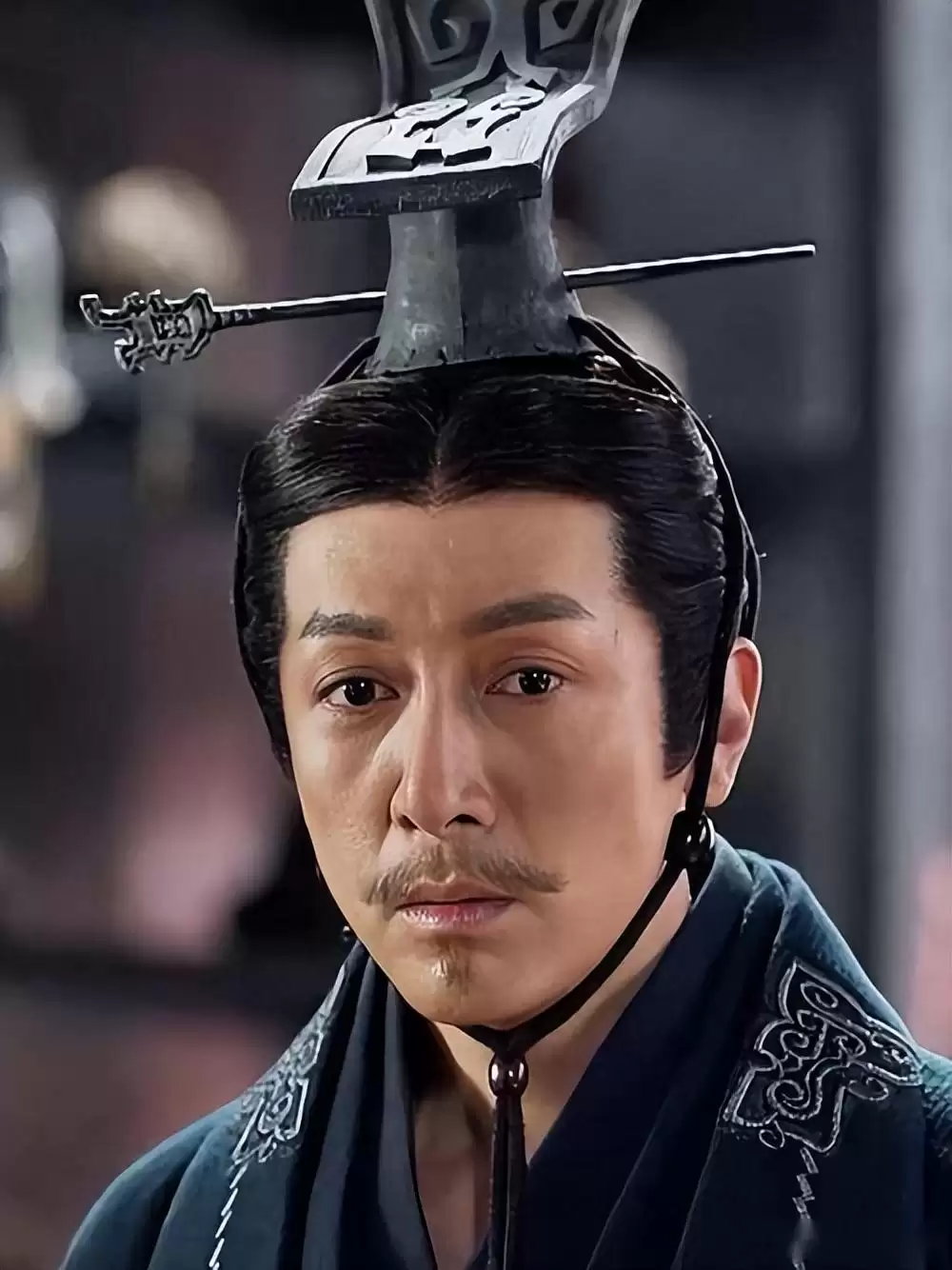 国产剧终于不装嫩了！51岁钟汉良配41岁朱珠，观众反而爱看