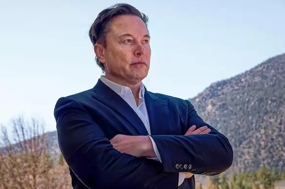 索赔千亿美元！马斯克诉OpenAI案升级：要求罢免奥特曼职务