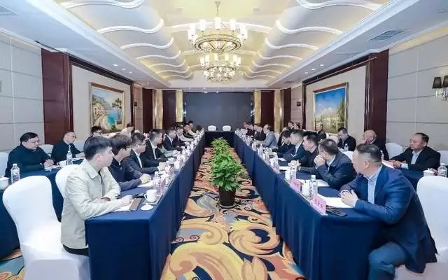 宁德时代与河南省五家重点国企达成战略合作