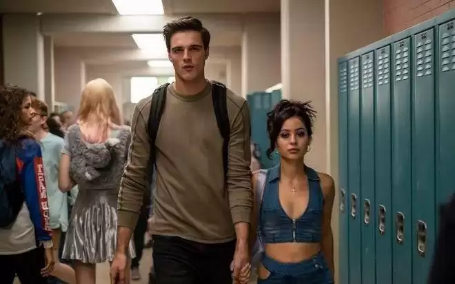 足以碾压《权游》的5部黄暴美剧，每部都能让你热血沸腾