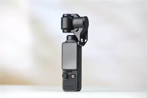 一英寸口袋云台相机！大疆Osmo Pocket 4图赏