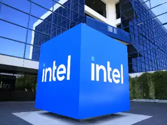 马斯克送来“救命”大单？英特尔宣布加入Terafab项目