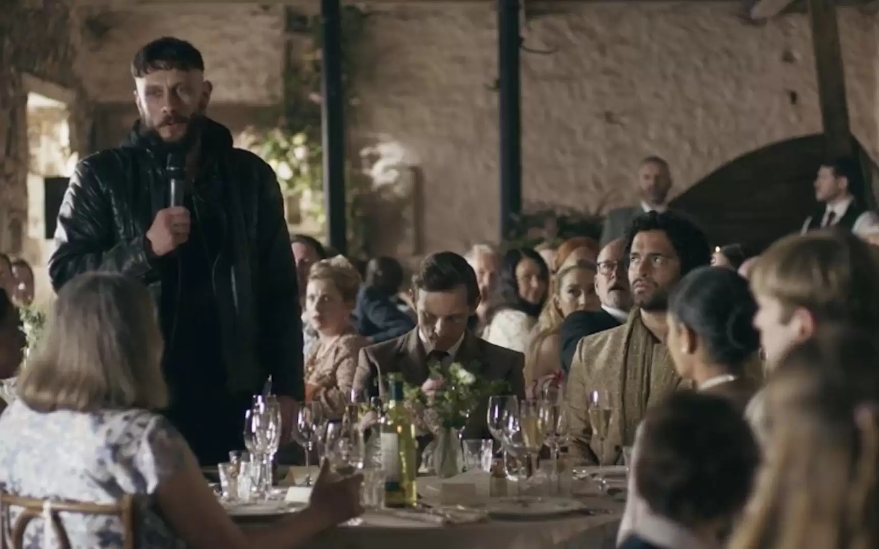 理查德·加德新片预告：6集毒性关系，兄弟变炸弹