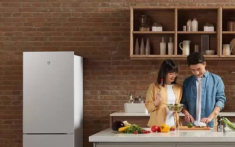 小米推出米家186L两门冰箱、216L三门冰箱新品，849 / 949元