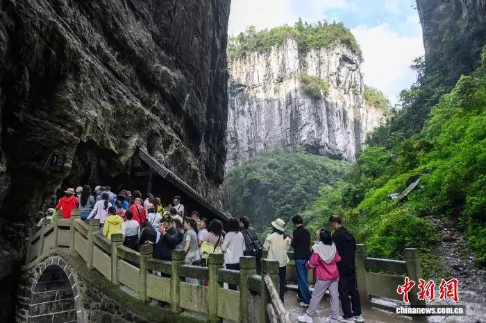 探访渝东南武陵山区：赏奇山秀水 感人文风情 见证边城新发展
