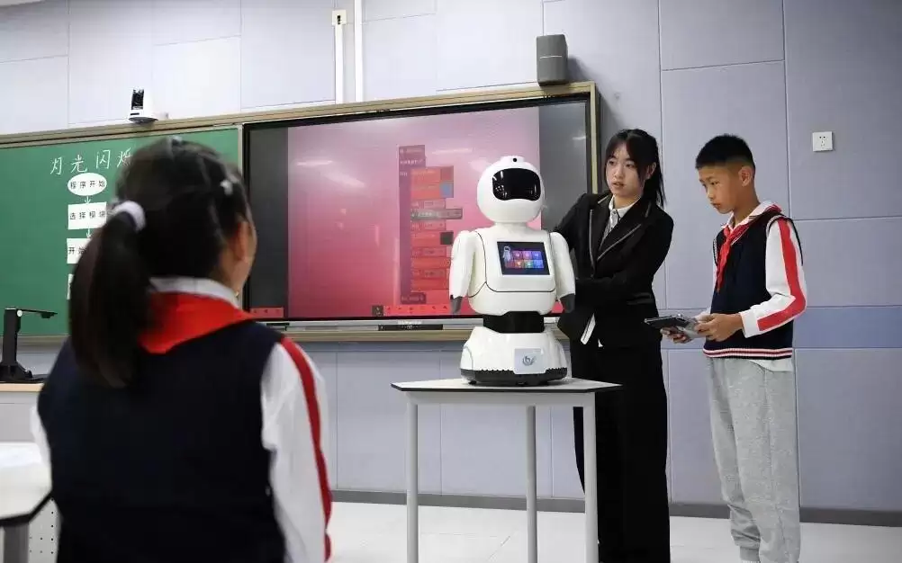 民生论谈丨正确打开“人工智能+教育” 融合“蓝图”