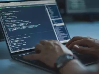 每天3小时就够了，技术大牛：在AI时代坚持8小时工作制，你不是在努力，是在自杀