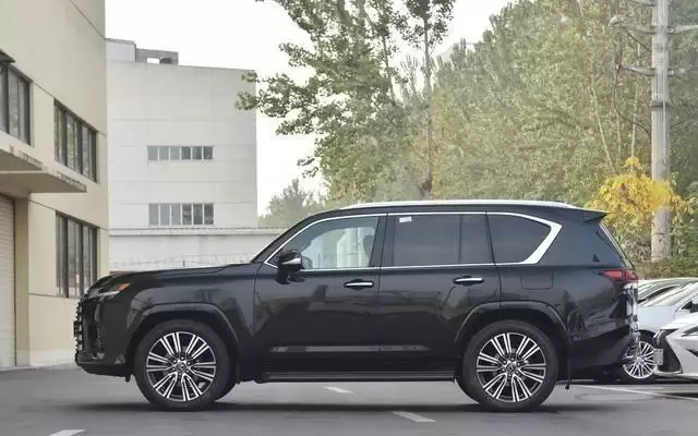 副驾驶席座椅存安全隐患，丰田召回351辆进口LX600汽车