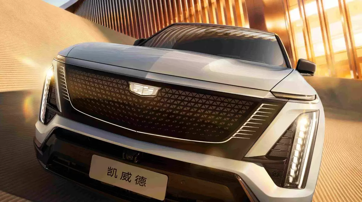 凯迪拉克凯威德登场，46.88万起售能否搅动全尺寸纯电SUV市场？