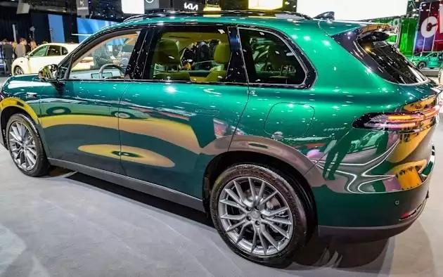 从“一步到位”到“退后一步”，欧美电动化要从增程开始“补课”