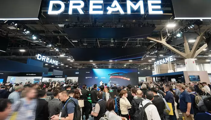 商业头条No.111｜揭秘追觅“宇宙”：狂人俞浩和他的百万亿美金梦