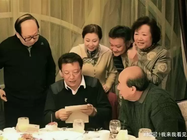 写在前辈孙彩虹百日祭之前，87版红楼梦里的他们，薪水有多少