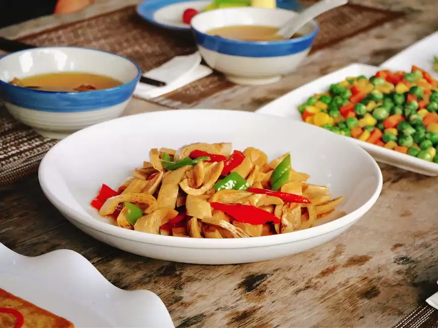 预制菜国标公开征求意见：不得使用防腐剂，保质期不应超一年，不包括中央厨房制作的菜肴