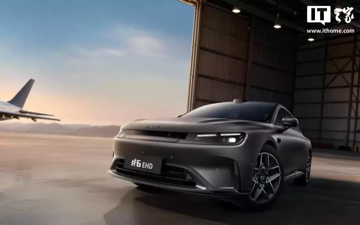 smart首台豪华掀背轿车，精灵#6 EHD内饰官图公布