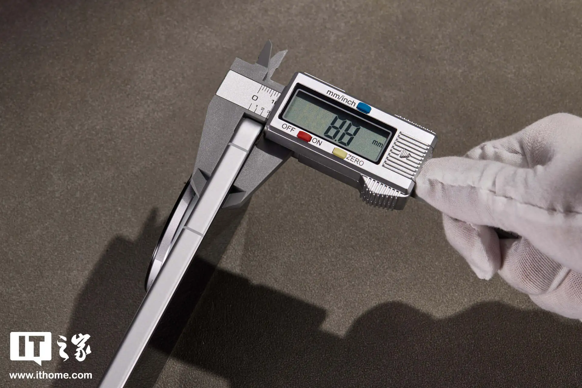 vivo X300 Ultra 摄影师套装图赏：用专业相机思路打造的“专业 V 单