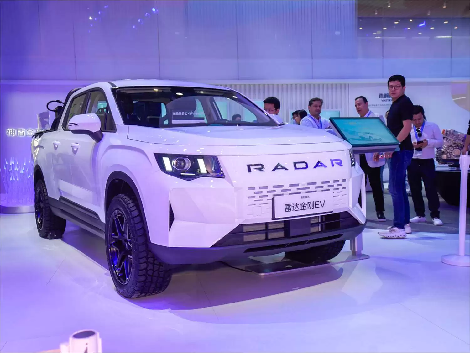 2026北京车展：2026款吉利雷达金刚EV重载出色 智能与能源生态亮点足