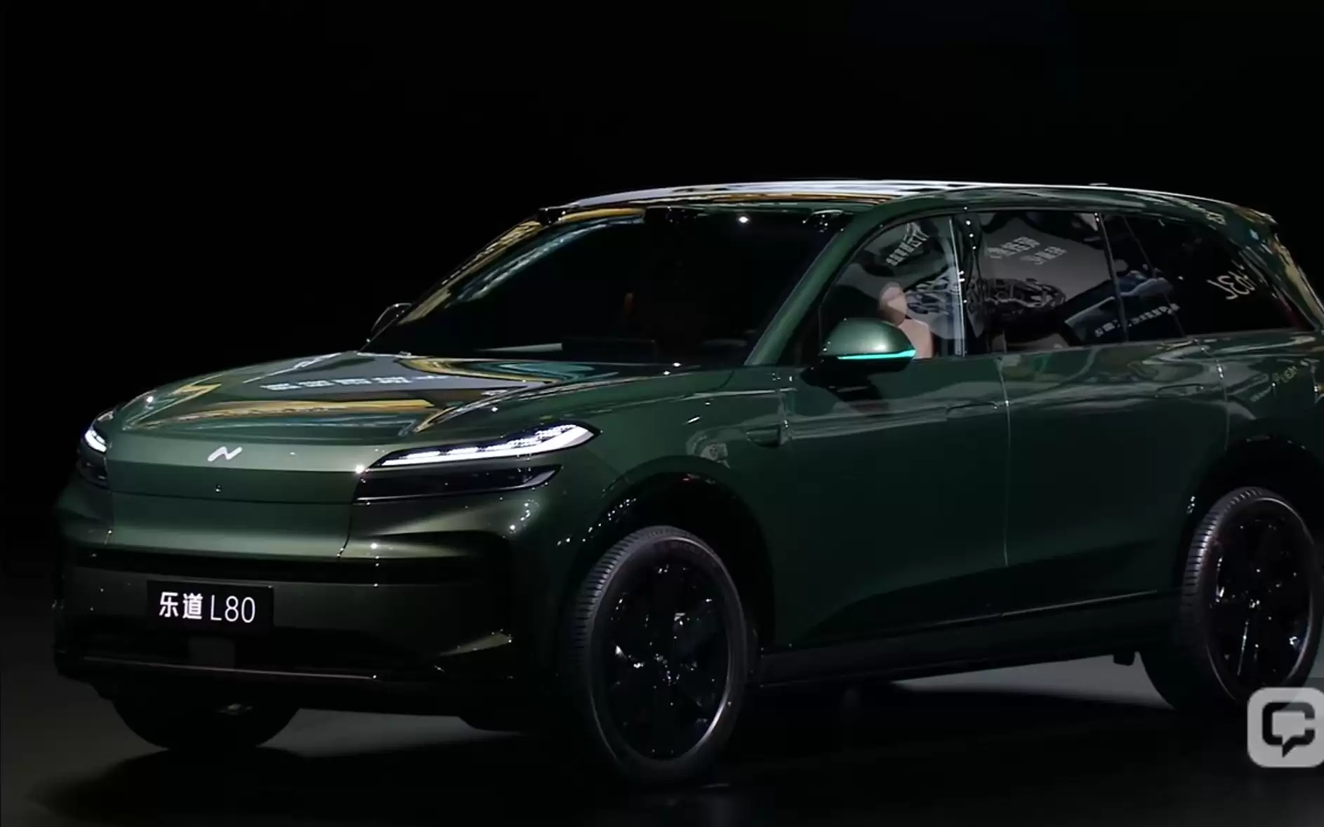 乐道L80开启预售，双舱大五座纯电SUV整车价24.58万元起